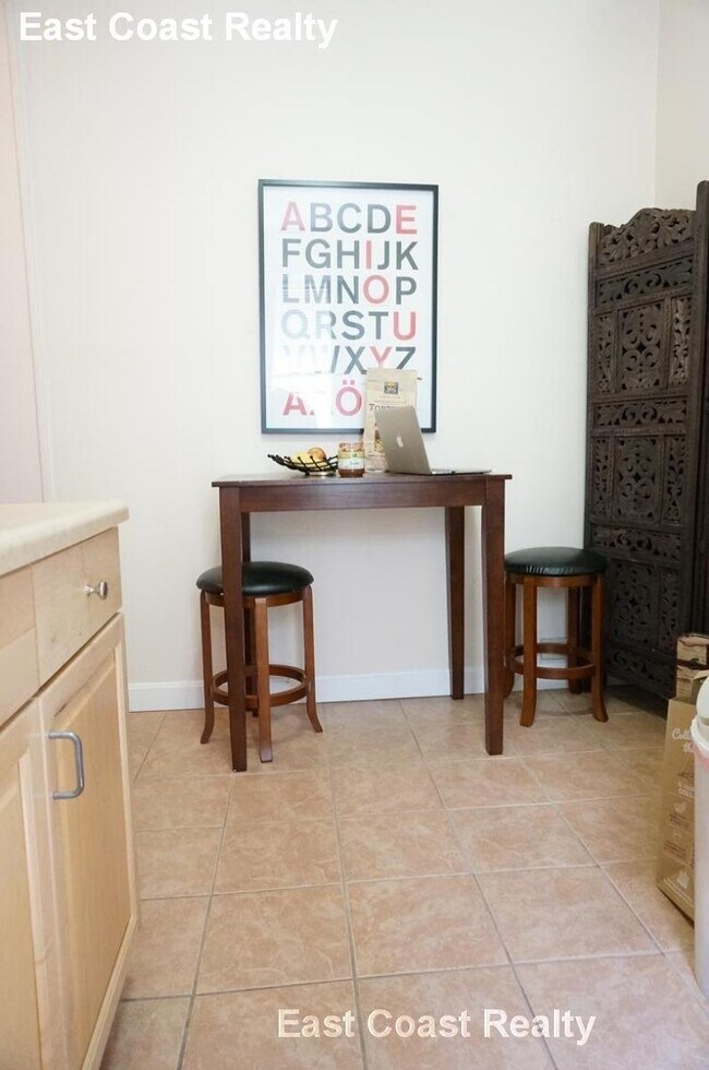 79 Gordon St unit 8, Boston, MA 02135 - photo 4