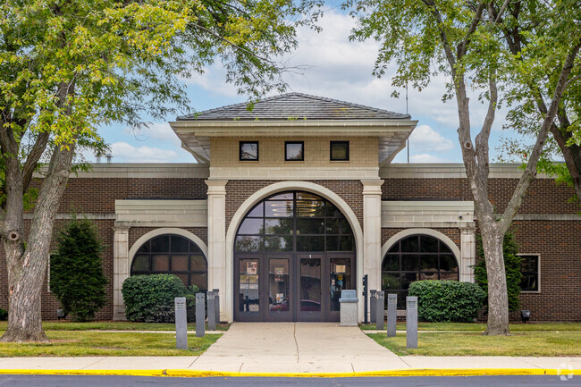 Robert Frost Elementary School is the home of the Polar Bears.