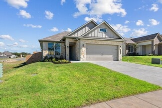 1414 Whitney Ln, Brenham, TX 77833