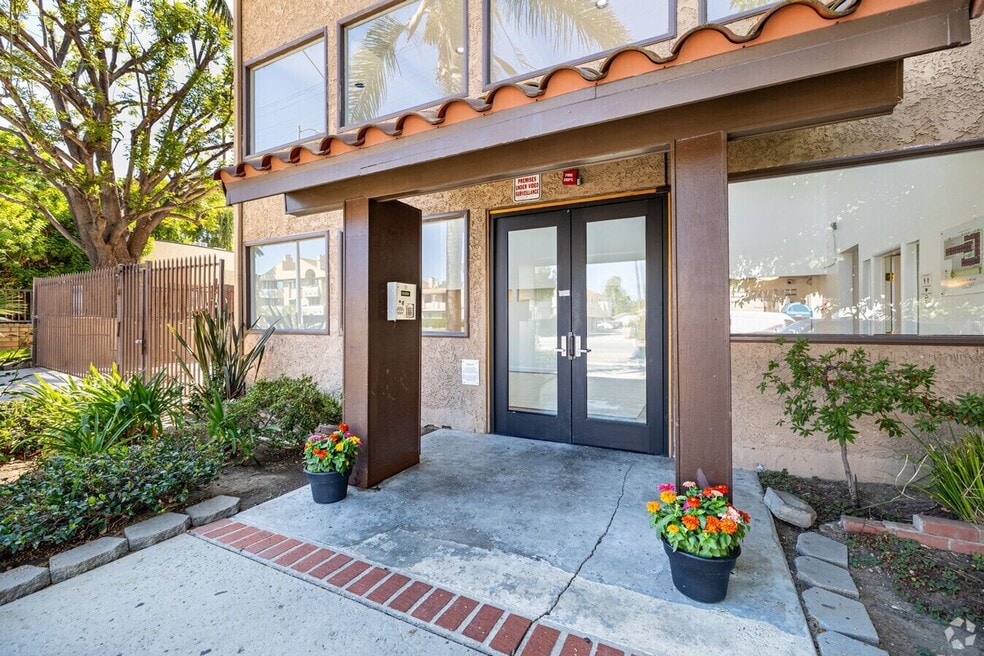 The Benezra Family Limited Partnership 2 LP, Reseda, CA 91335 - photo 1