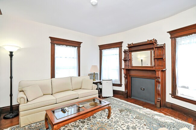 91 Water St unit 2S, Stonington, CT 06378 - photo 6
