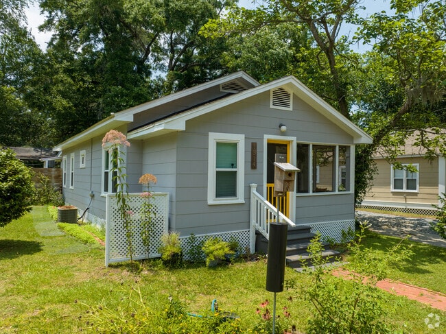 This bright and cheerful bungalow has a charm all its own.