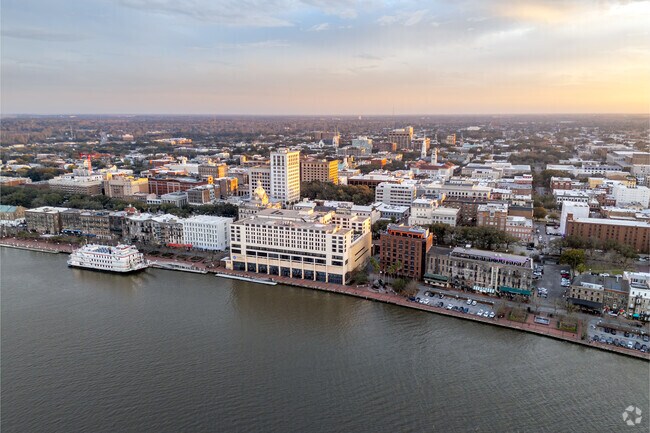 The Cann Park neighborhood is located 3 miles south of Downtown Savannah.