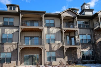 9815 Seasons Dr W, Carmel, IN 46280