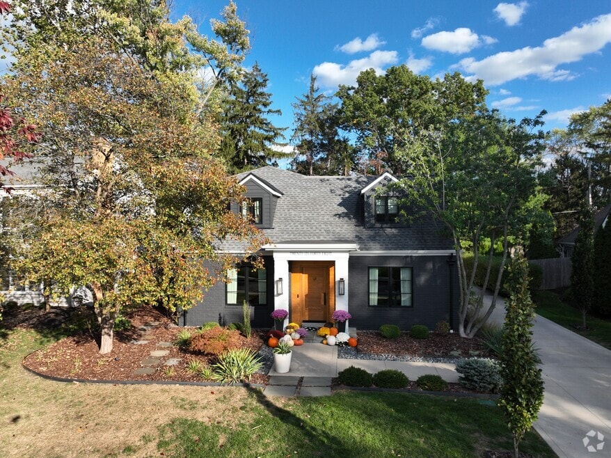 2648 Chester Rd, Upper Arlington, OH 43221 - photo 2