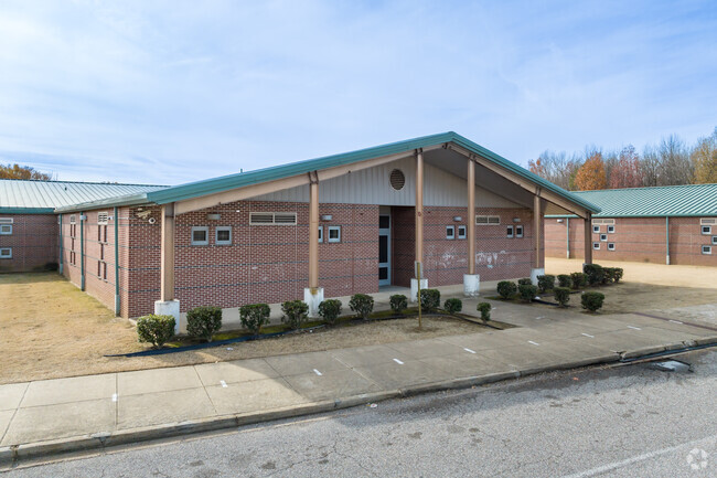 Holmes Road Elementary in Memphis serves students in Shelby County.