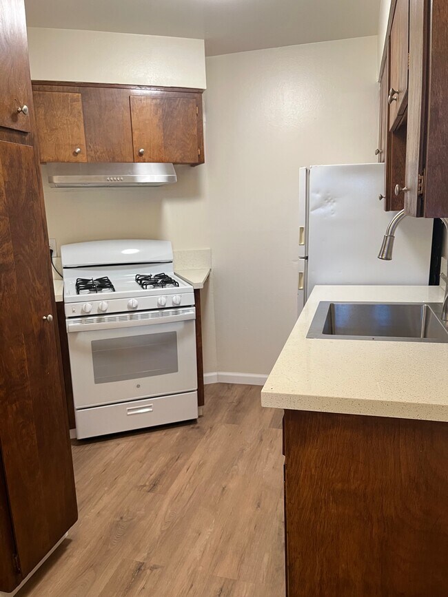 Owl Creek Apartment Homes, Sacramento, CA 95821 - photo 3