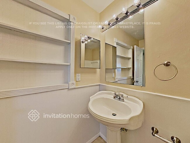 5335 Laurelwood Place, Sarasota, FL 34232 - photo 7