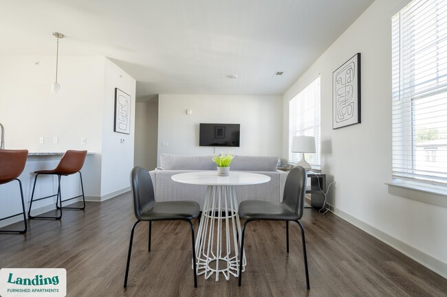 340 W 25th St unit 10-302, Charlotte, NC 28206 - photo 7