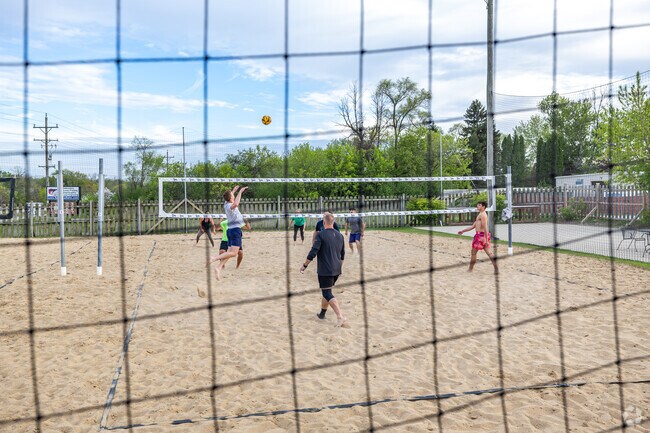 During Wind Lakes warmer months leagues can choose to play volleyball inside or outside.