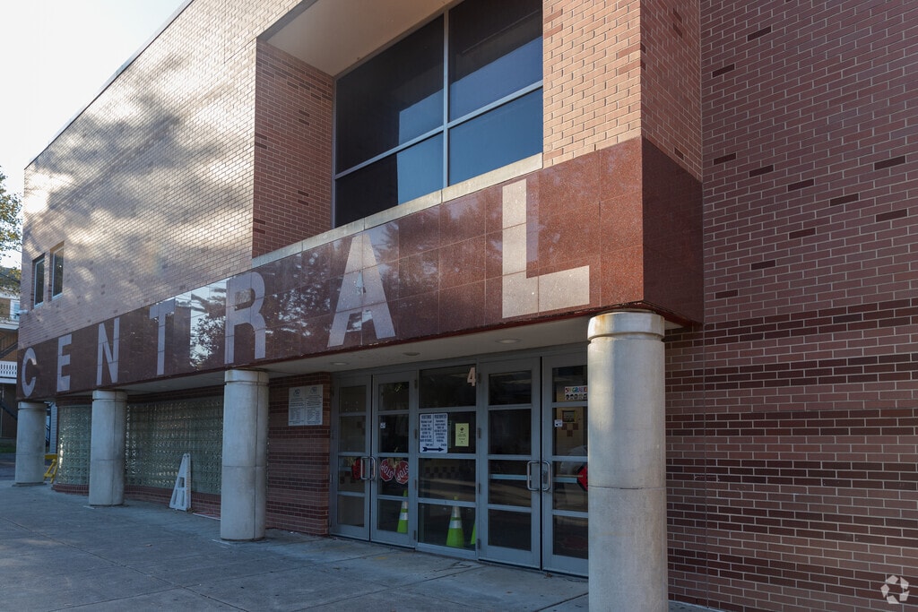 Best Private Elementary Schools In Pa Central Elementary School, Allentown PA Rankings & Reviews - Homes.com