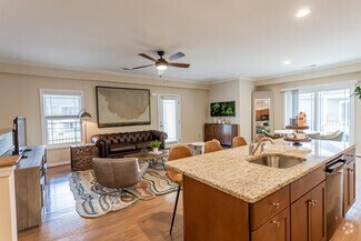 1 Gardners Way, Enfield, CT 06082