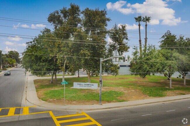 Fred L. Thompson Junior High School in Bakersfield offers students the latest curriculum.