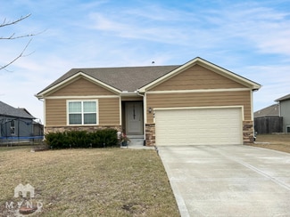 742 S Cypress St, Gardner, KS 66030