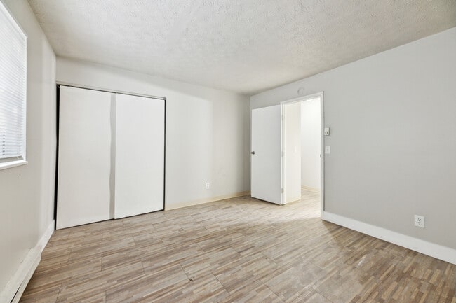 The Woods of Wyoming, Cincinnati, OH 45214 - photo 7