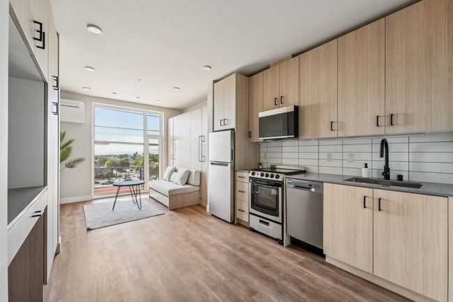 The U at California, Berkeley, CA 94703 - photo 5