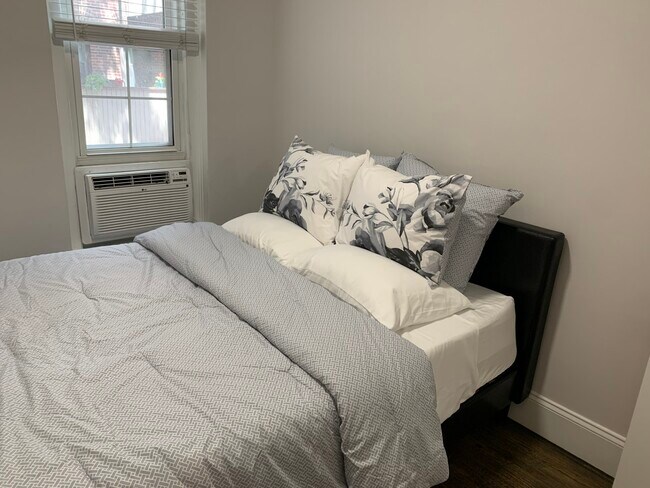 28 Clearway St unit 6, Boston, MA 02115 - photo 2