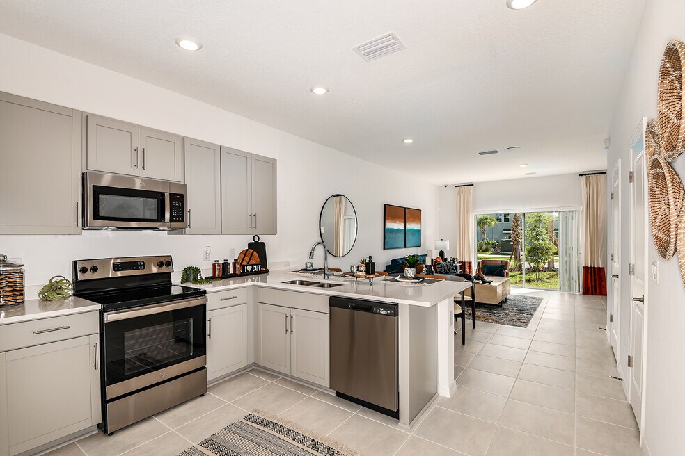 8688 Daybreak St, Sarasota, FL 34241 - photo 1