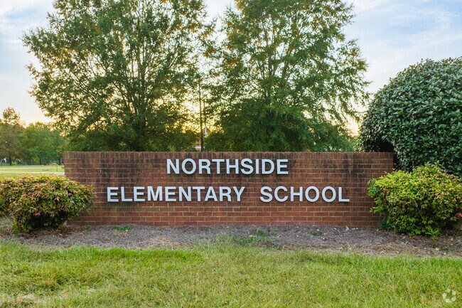 Northside Elementary School is located at 2223 Cartersville , Dallas, GA, USA.