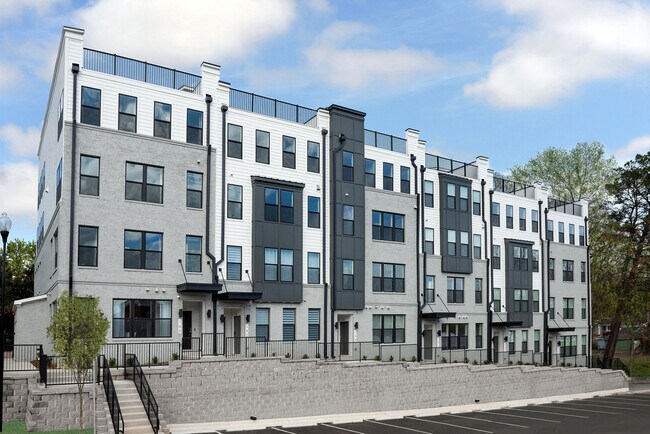 Magnolia unit 100, Wake Forest, NC 27587 - photo 3