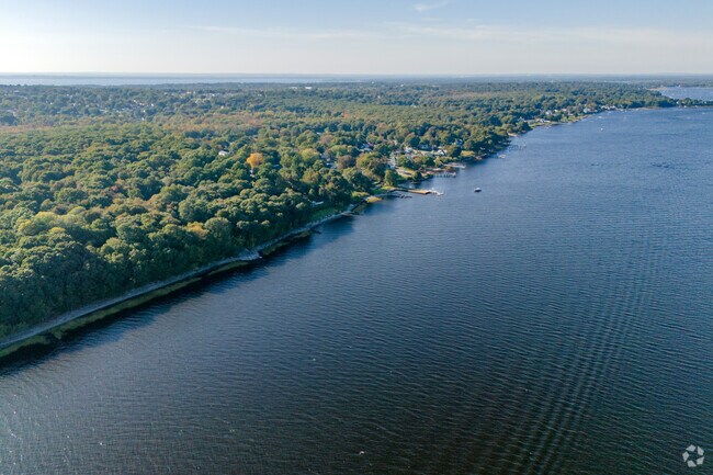 The Mount Hope neighborhood is a desirable location, as it sits along the massive Mount Hope Bay.