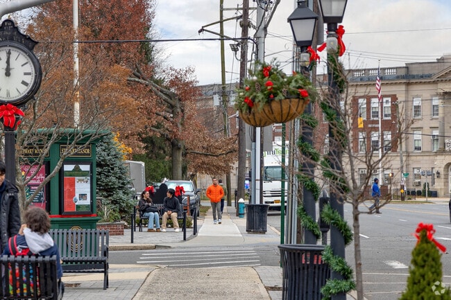 Students from Sewanhaka HS often hang out in the downtown area of Stewart Manor during breaks.