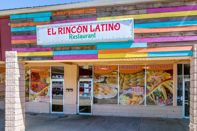 El Ricon Latino in Hickman Mills is a popular eatery for families.