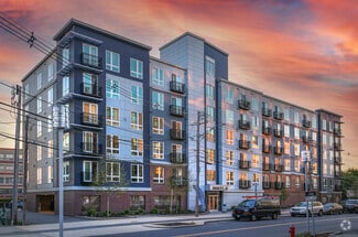 90 Ocean Ave, Revere, MA 02151
