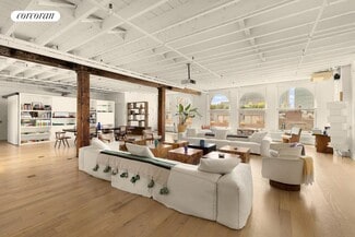 184 Grand St, New York, NY 10013