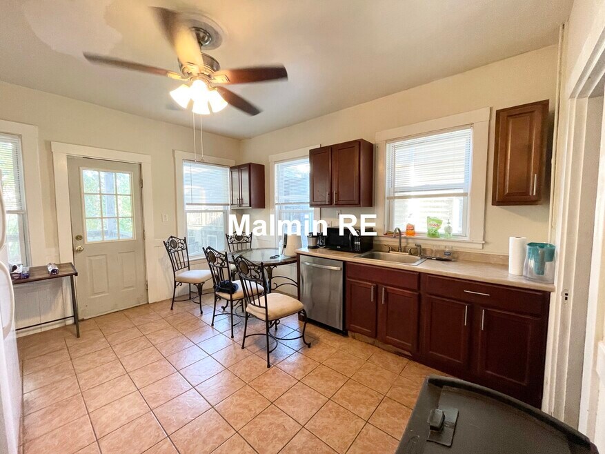 89 Hillside St unit 3, Roxbury Crossing, MA 02120 - photo 1