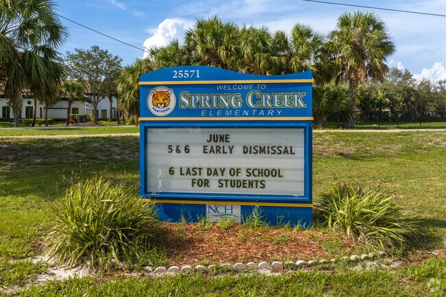 Spring Creek Elementary School in Bonita Springs has 768 students in grade K-5.