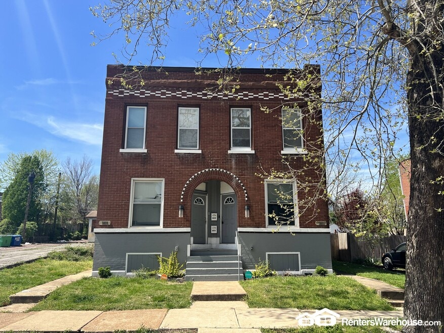 3837 Nebraska Ave, Saint Louis, MO 63118 - photo 1