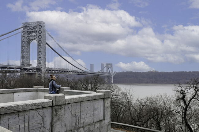 Enjoying some of the best views in NYC here in the Fort George neighborhood.