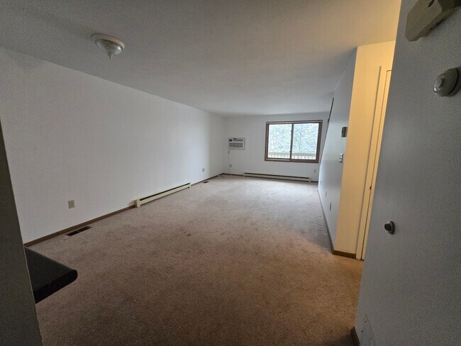 33 4th Ave, Oswego, NY 13126 - photo 3