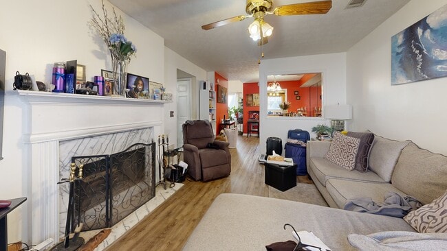 5902 Trent Walk Dr, Lithonia, GA 30038 - photo 2