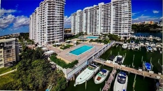 18071 Biscayne Blvd, Aventura, FL 33160