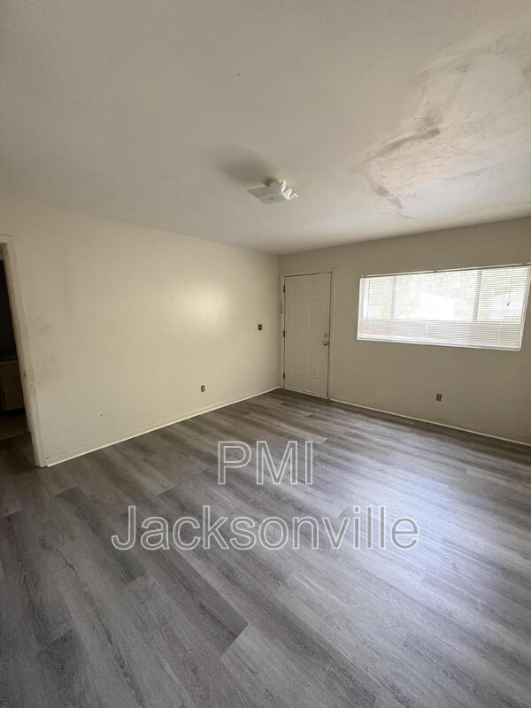 5216 Seaboard Ave, Jacksonville, FL 32210
