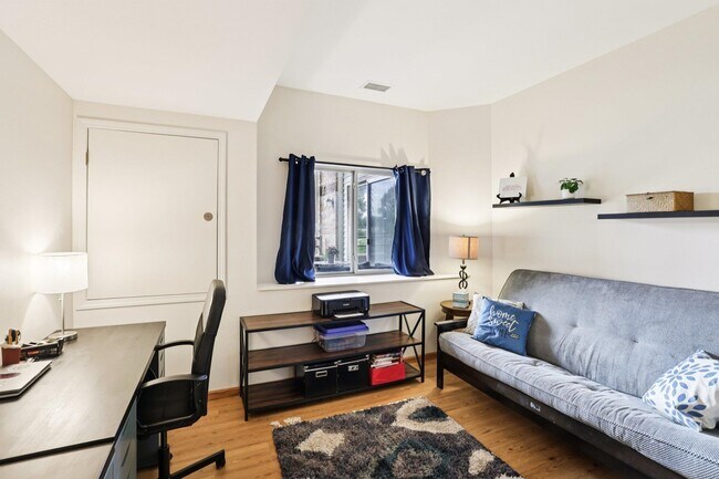 Junction Point unit 225, Madison, WI 53717 - photo 5