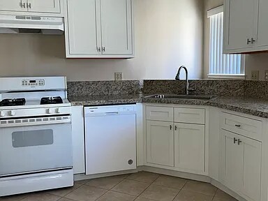 1658 W Cindy Ln unit C, Anaheim, CA 92802 - photo 2