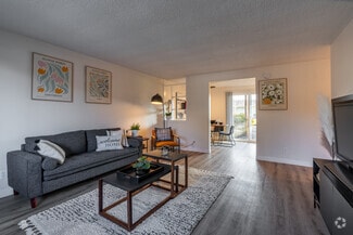 3255 Gateway St, Springfield, OR 97477
