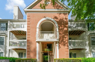 8612 Shadwell Dr Unit 52, Alexandria, VA 22309