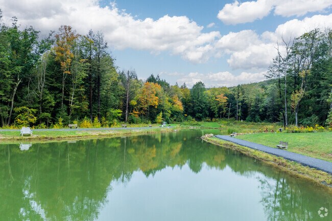 Loraine Park in Jackson offers walking trails, fishing spots, and family areas.