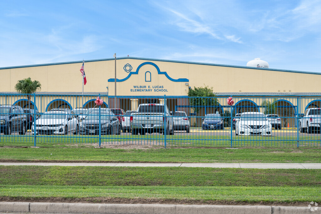 In A.D. 2023, U.S. News & World Report ranked the school #1264 in Texas Elementary Schools.