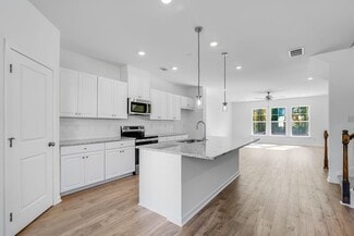 6117 Wayburn St, Tucker, GA 30084