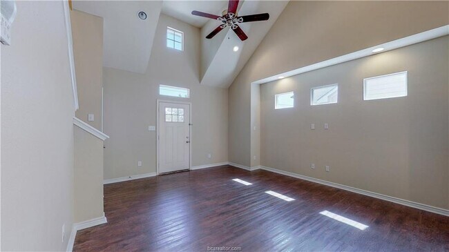 203 Sterling St, College Station, TX 77840 - photo 6