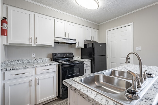 The Park at 4690 Apartments, Macon, GA 31204 - photo 6