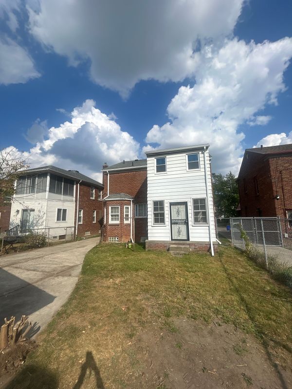 18293 Littlefield St, Detroit, MI 48235 - photo 2