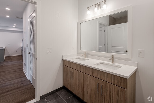 Stonehill at West Orange, West Orange, NJ 07052 - photo 7