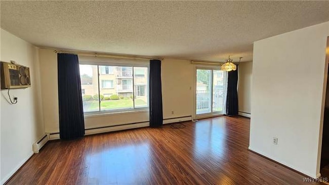 3433 Harlem Rd unit 22, Buffalo, NY 14225 - photo 2