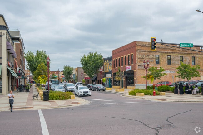 Front Street has several restaurants for residents of the Liberty Park neighborhood to enjoy.